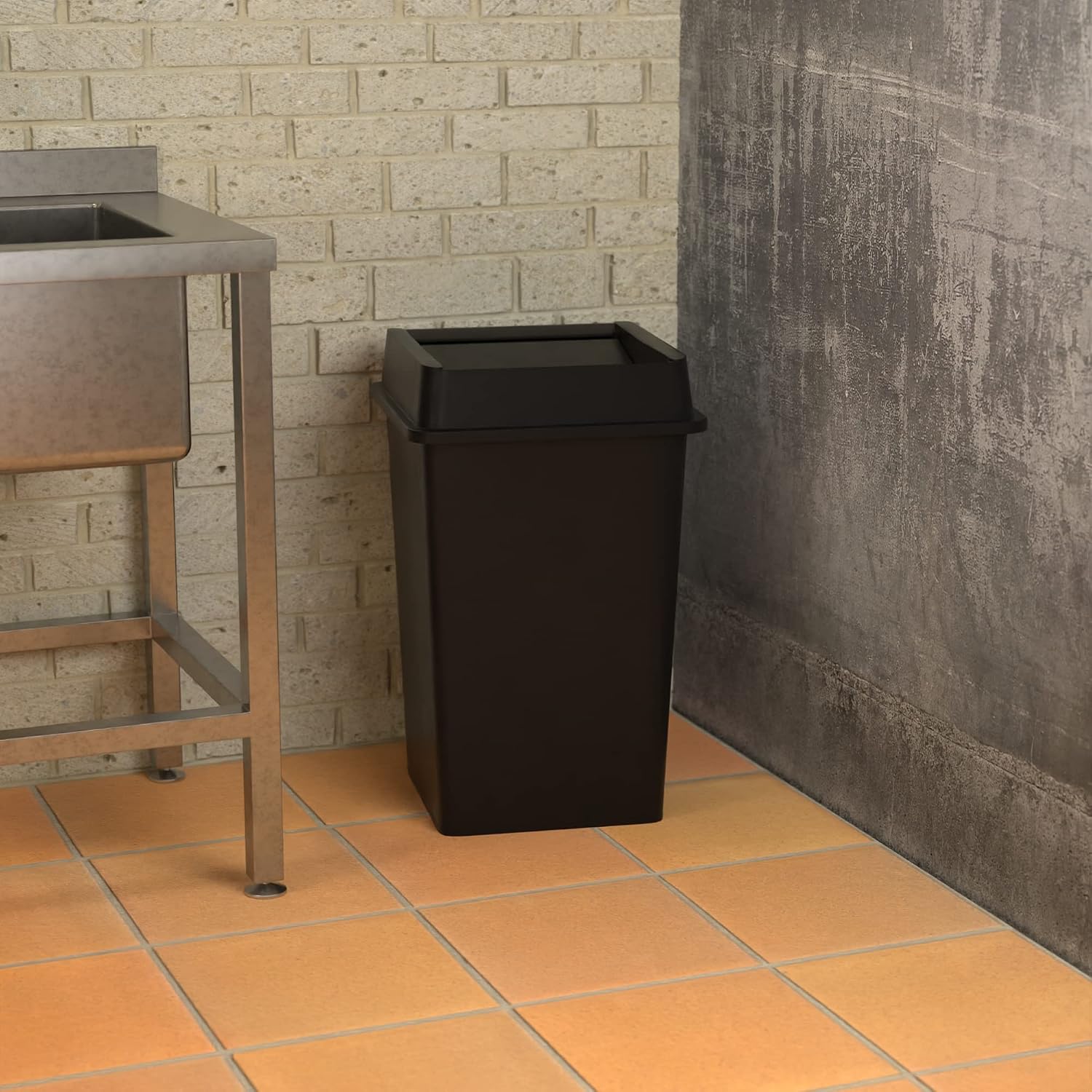 سلة مهملات تجارية شديدة التحمل - مراجعة Commercial Kitchen Garbage Can وسعره
