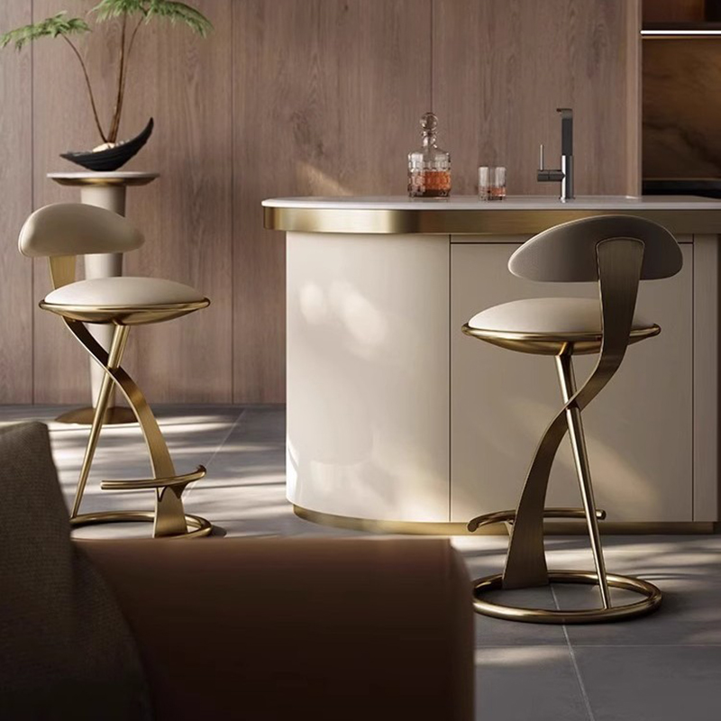 كراسي بار إيطالية فاخرة بتصميم - مراجعة Commercial Kitchen Lighting Design وسعره